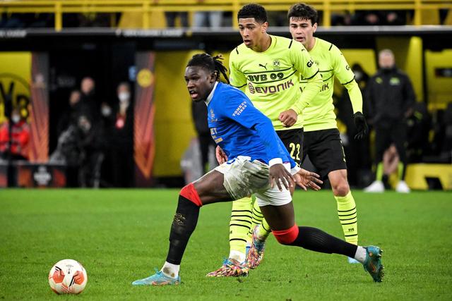 美国大选 运动员支持哈里斯还是特朗普？